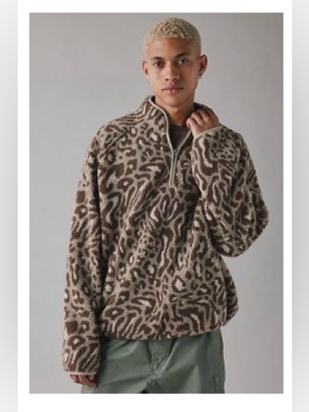 Urban Outfitters BDG Printed Fleece Quarter Zip Sweatshirt Leopard Small NWT